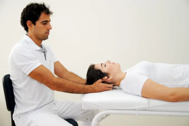 Atendimento de fisioterapia na Rock Your Life