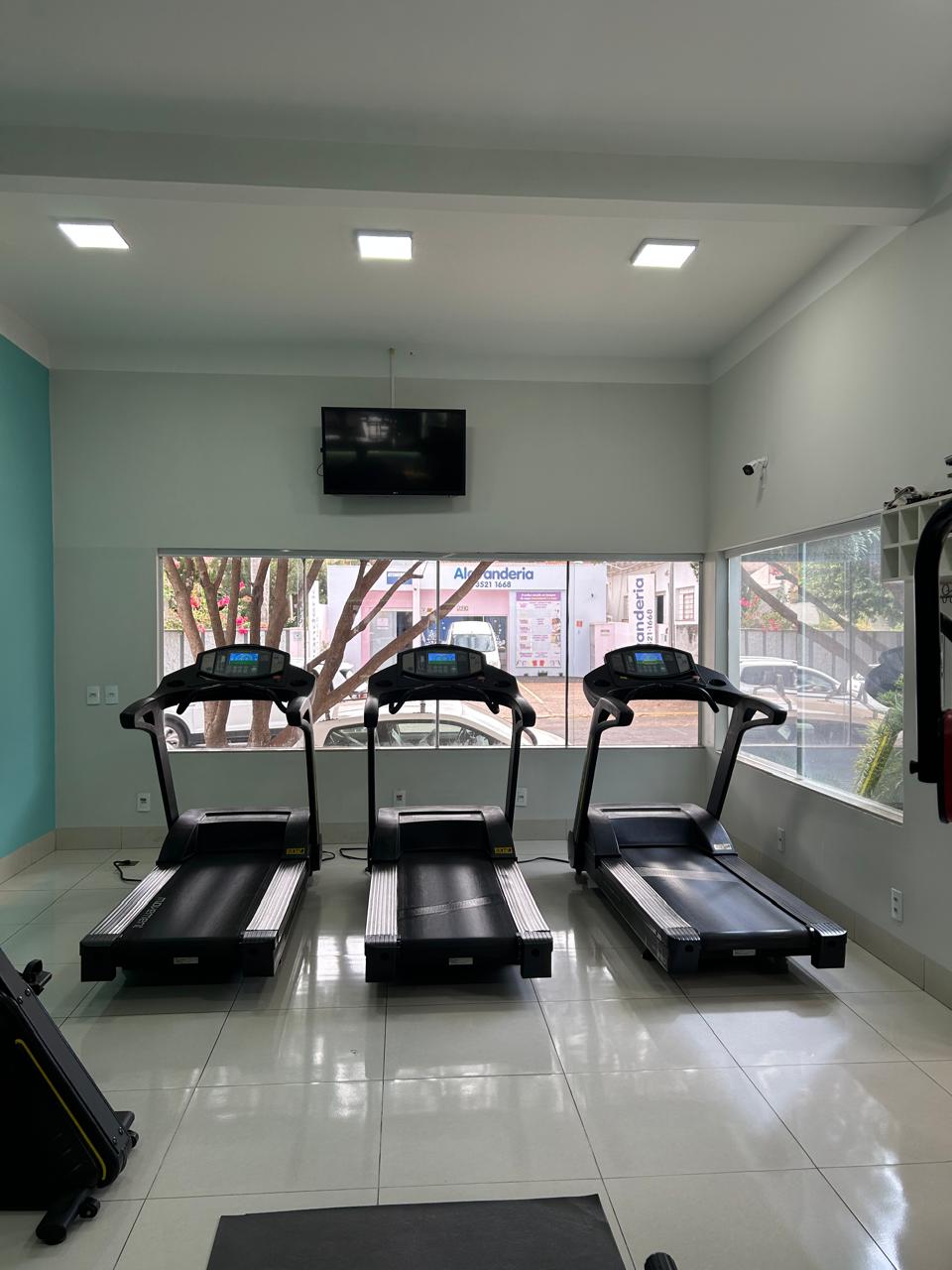 Esteiras da academia